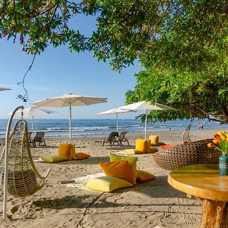 La Dolce Vita - On The Beach - Samara Exterior photo